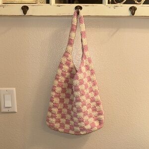 Chic Pink and Cream Checkered Shoulder Bag